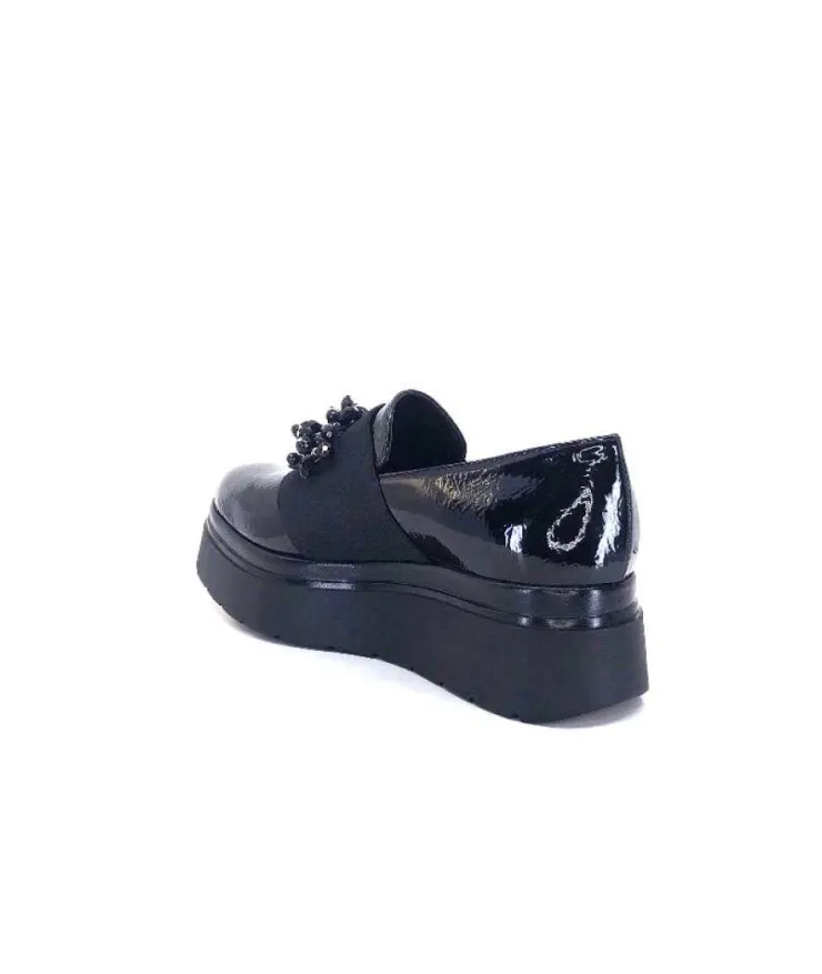 Ivoire0130a Ivoire 2C4386 Cuir Vernis Noir*Femme Mocassins